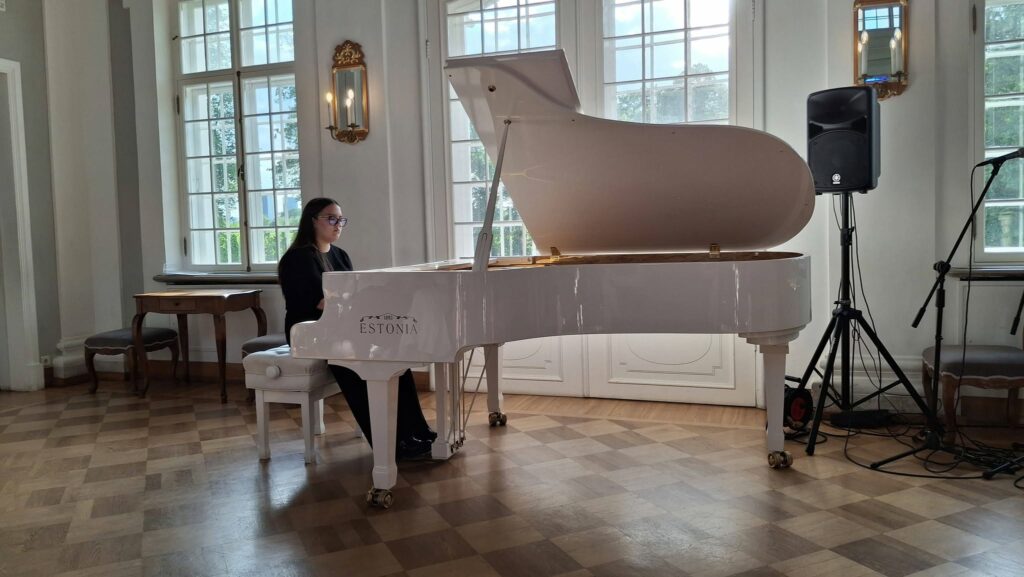 Kontsert "Suvi südames" 04.06.2026