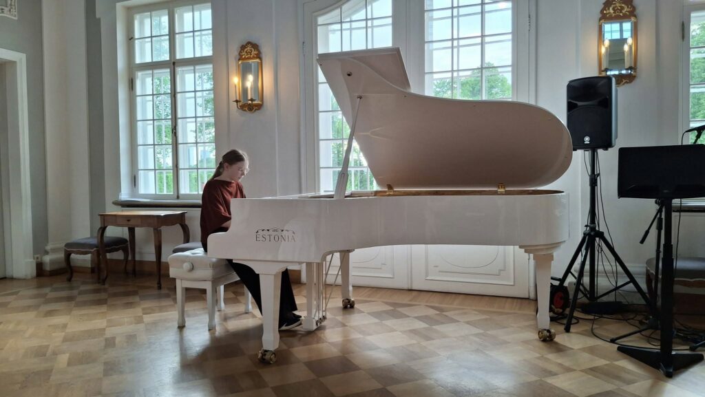 Kontsert "Suvi südames" 04.06.2026